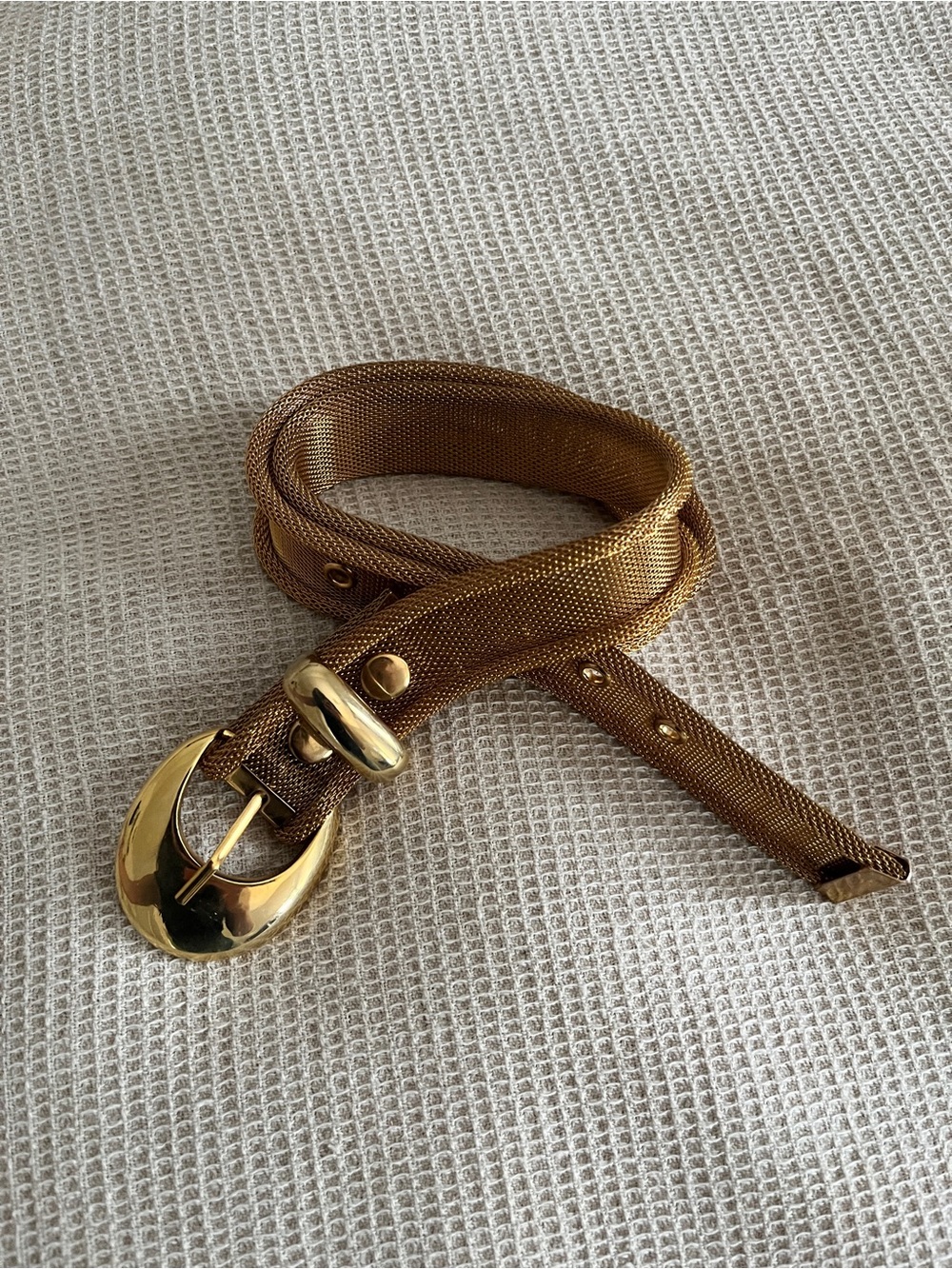 Gold metal mesh belt